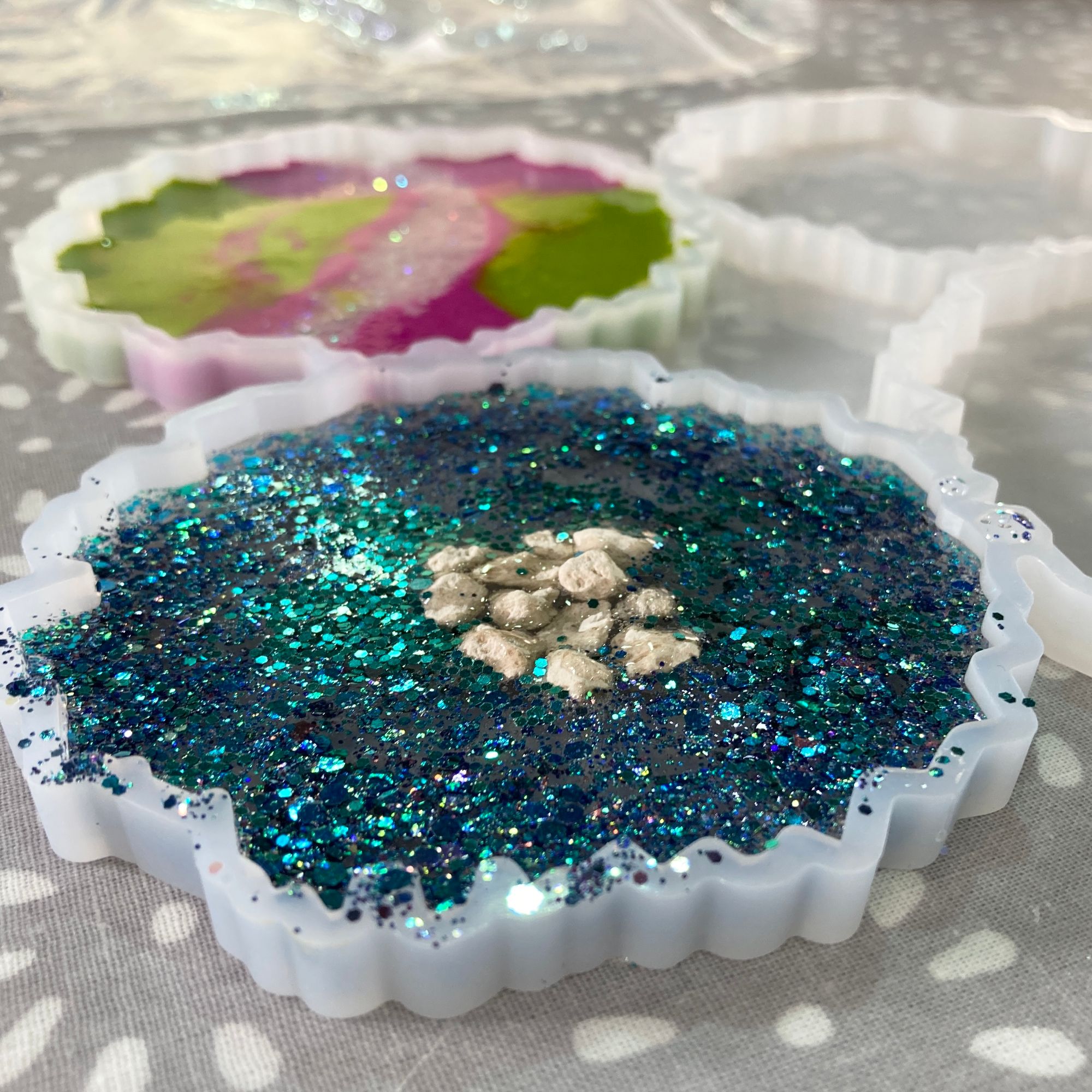 Epoxy Resin and Eco Pour Resin Workshop - Embedding