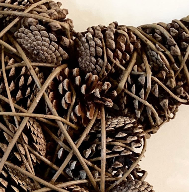 ow Stars Workshop - Pine cone filled star