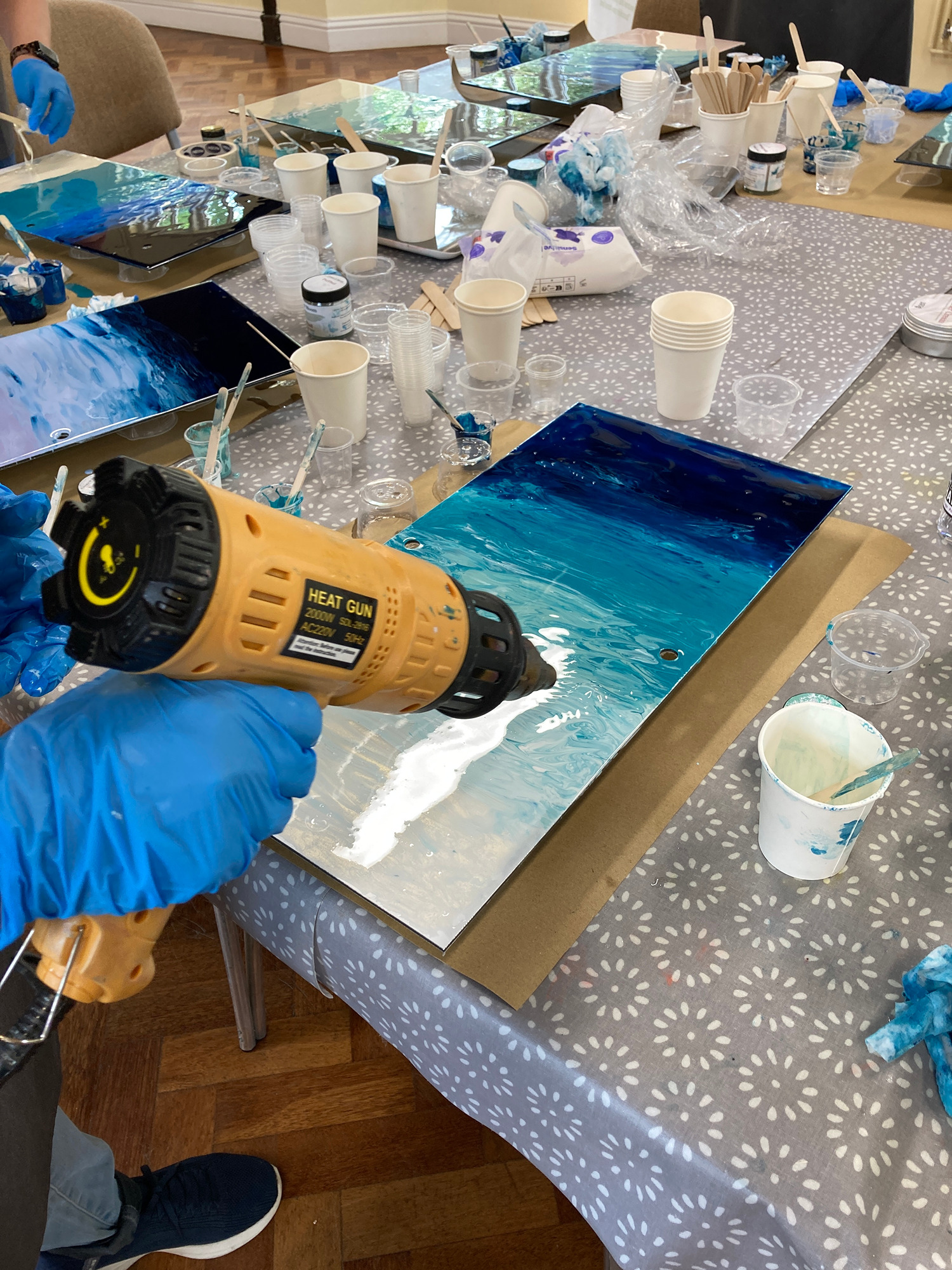 e Resin Workshop - Waves