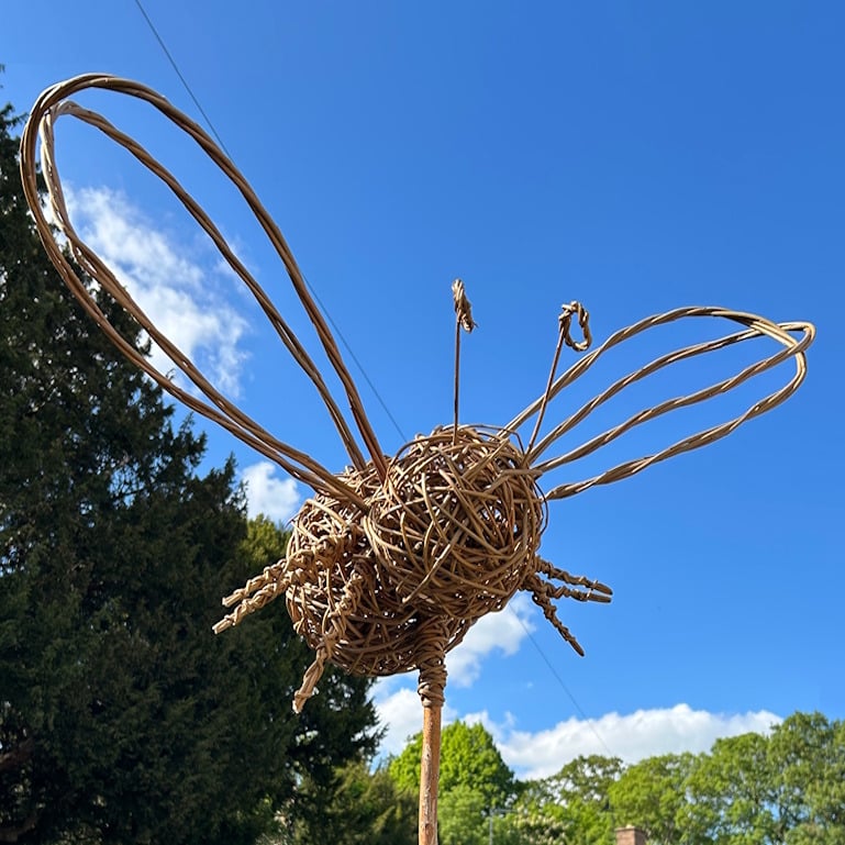 Willow Bee Sculpture Workshop