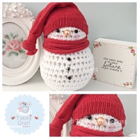 Small snowman with Bobble Hat - Red