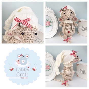 Christmas Bell Standing Mouse with Beanie Hat and Scarf - Beige and Ivory