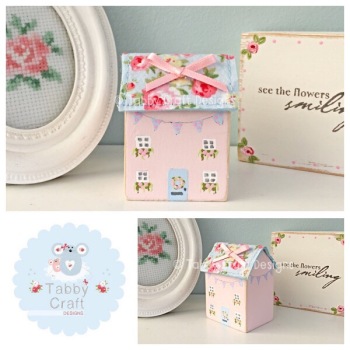 Distressed Wooden Spotty Bunting Cottage - Pink with Floral Fabric