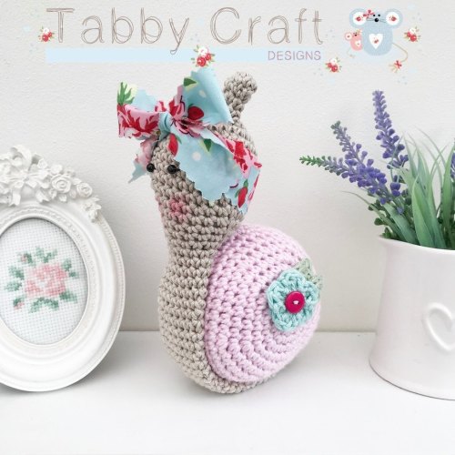 Snail with Large Floral Bow  -  Pink and Aqua
