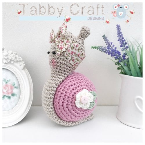 Snail with Large Floral Bow  -  Dusky Pink and Ivory