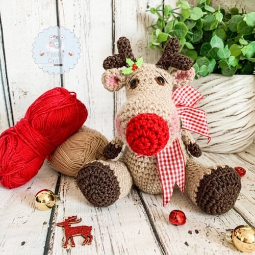 Sitting Reindeer with Large Bow - Beige, and Red Gingham