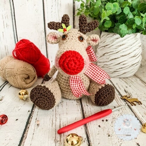 Sitting Reindeer with Large Bow - Beige, and Red Gingham