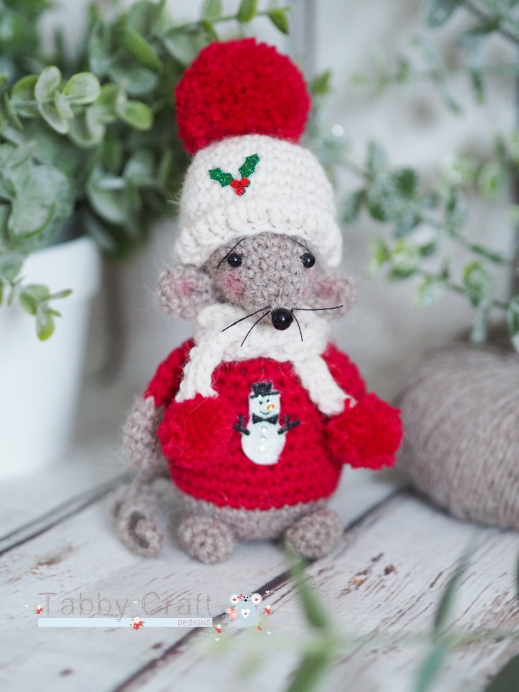 Christmas Standing Mouse with Hat and Scarf   - Brown and Red