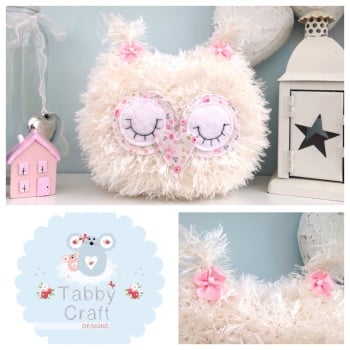 Fluffy Sleeping Baby Owlet - Ivory and Pink