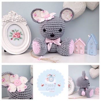 Sitting Mouse with Flower - Grey and Pink