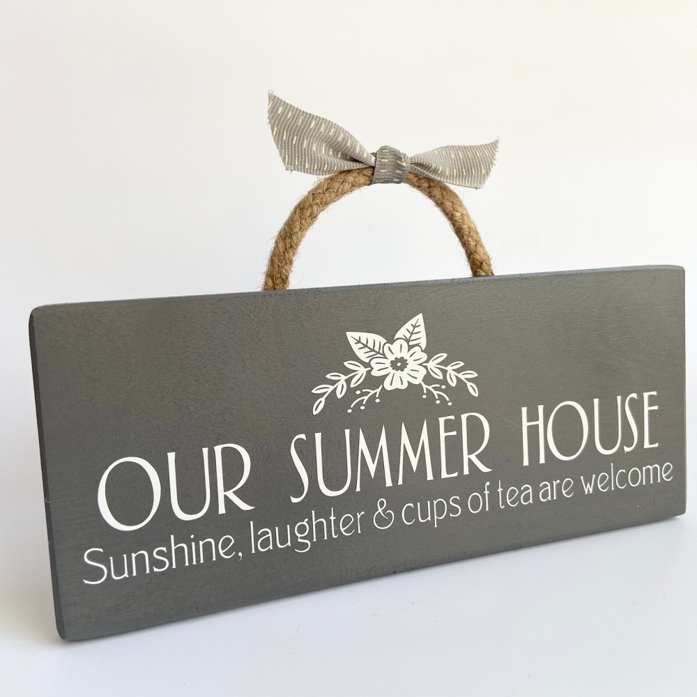 Summer House Sign