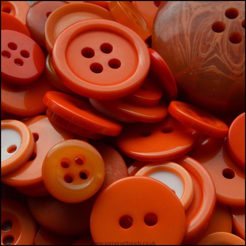 35g Mixed Orange Buttons