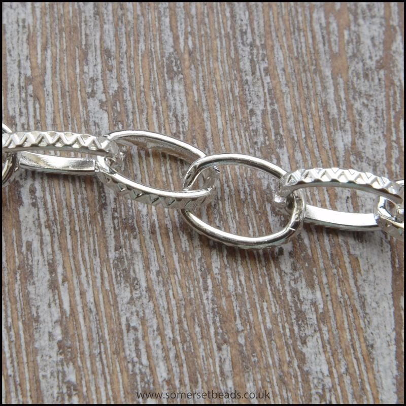 Silver Plated Patterned Oval Link Chain