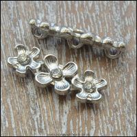 Silver Rhinestone Flower Spacer Bar / Divider
