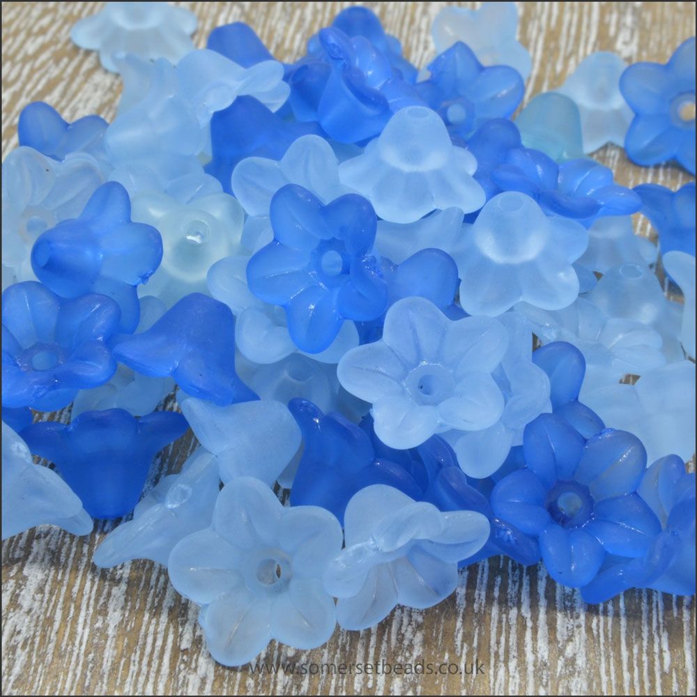10mm Mixed Blue Lucite Flower Beads