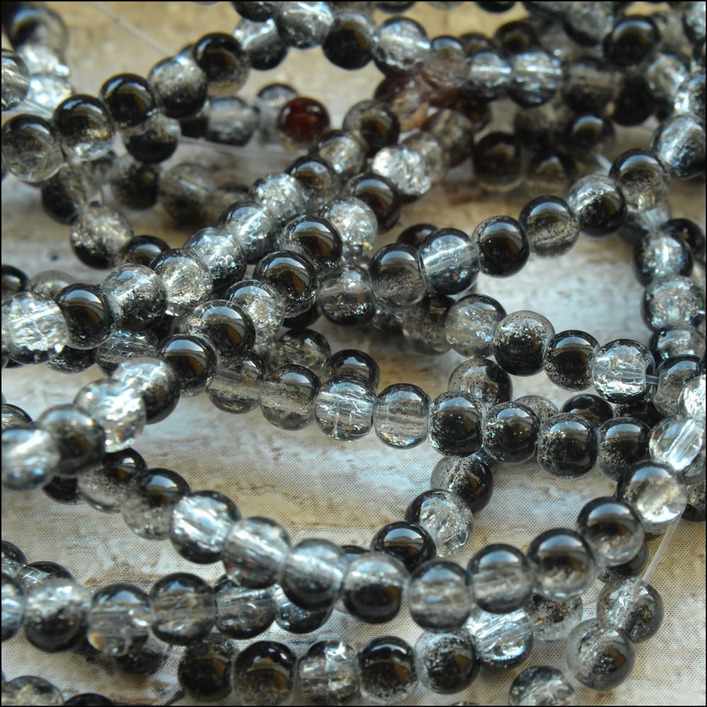 4mm  Black & White Crackle Glass Beads