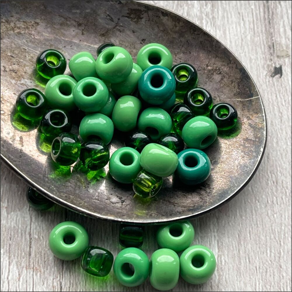 Preciosa Czech Glass Seed Bead Mix -Green 50g