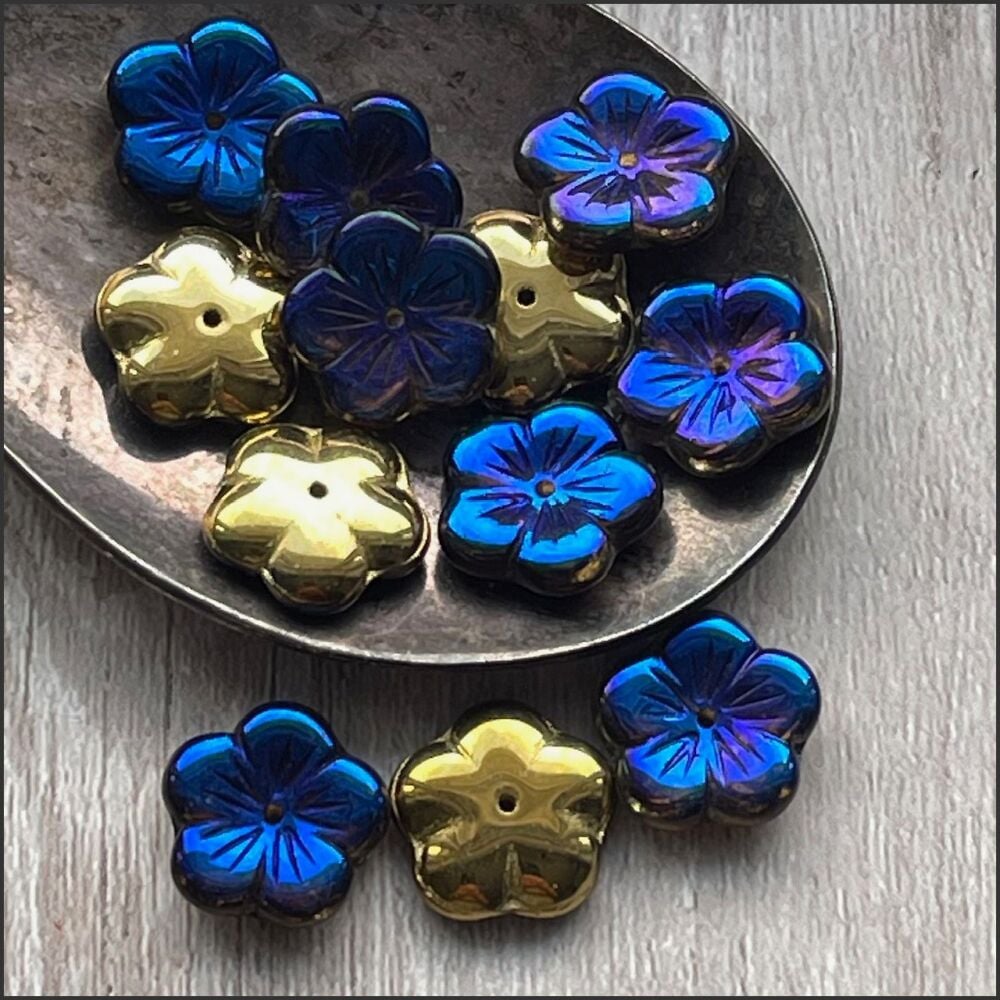 14mm Czech Glass Flower Beads - Crystal California Blue