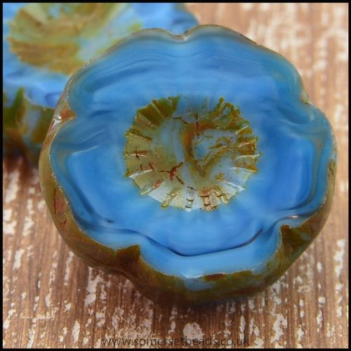 Czech Glass Table Cut Picasso Flower Beads - Cornflower Ripple