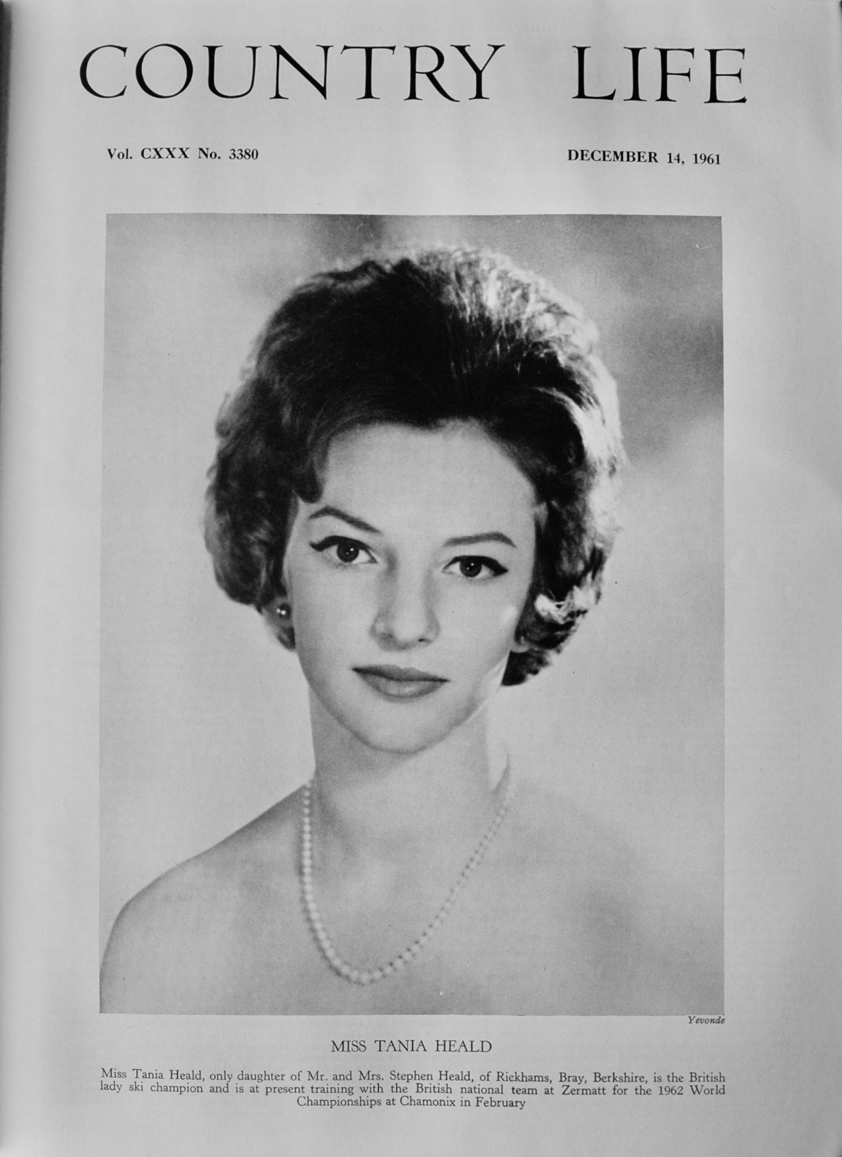 Country Life - December 14, 1961