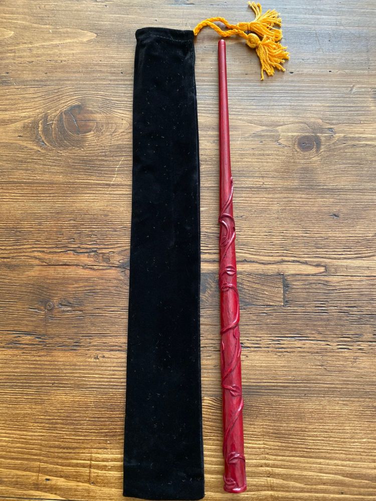 Hand Crafted Ivy Leaf Design Wood Wand #D1