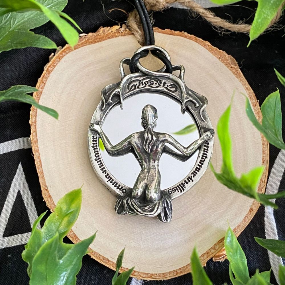 Speculum Girl and Mirror Pendant by Alchemy England