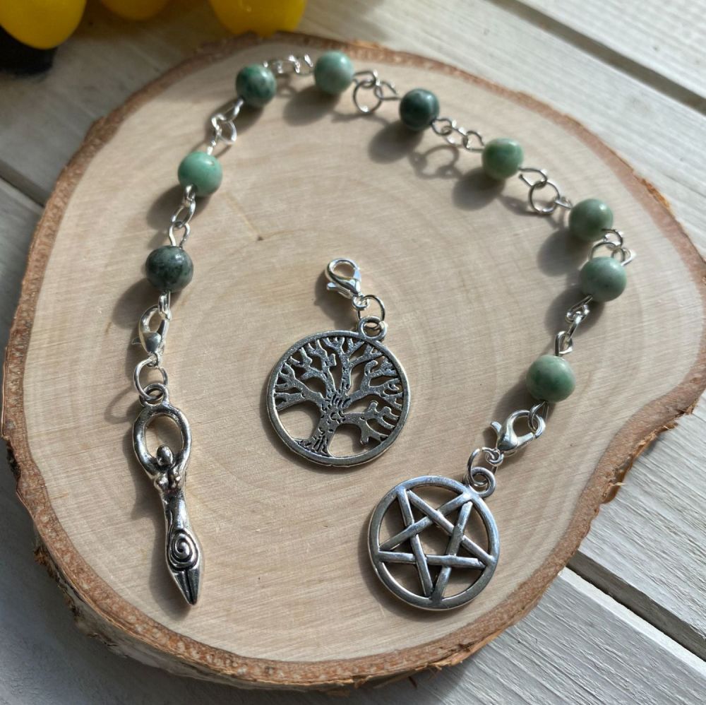 Jade Spell Beads with Pentagram, Goddess and Tree of Life Charms