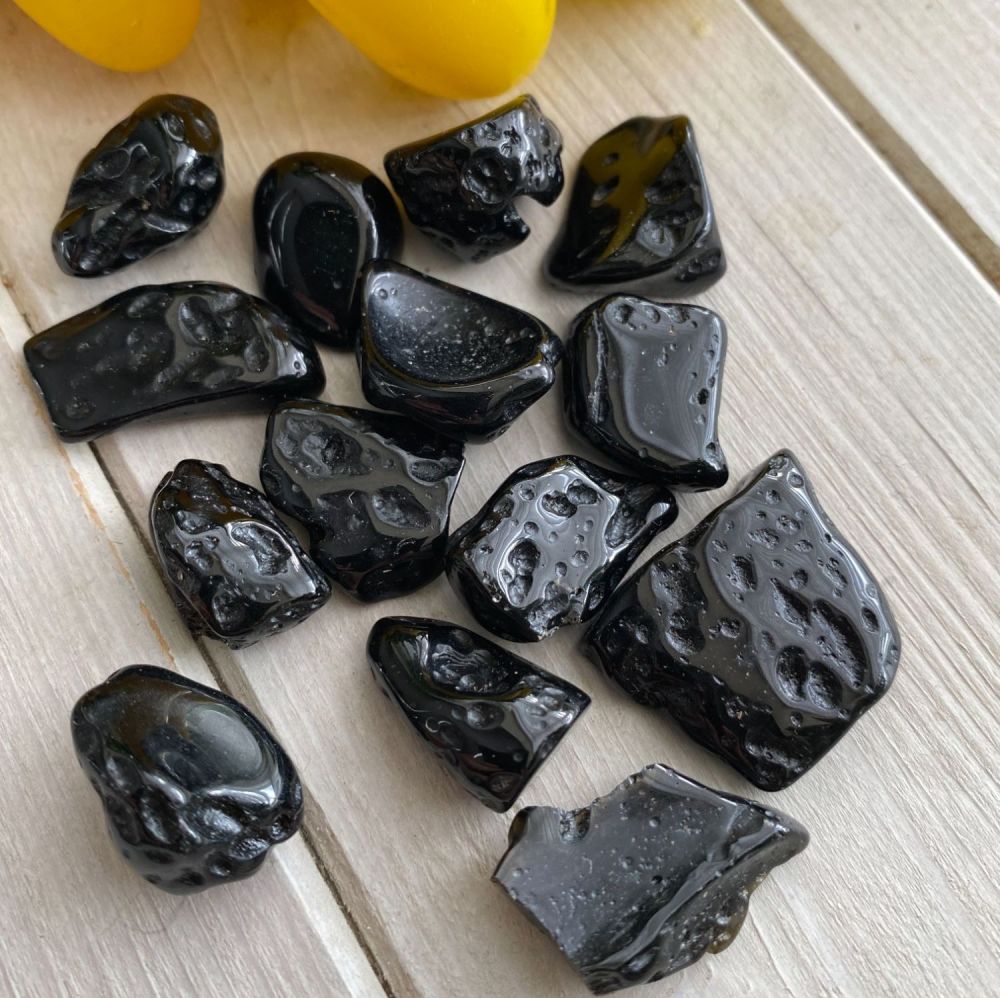 Tektite