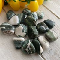 Sardonyx (Green) Tumble Stone
