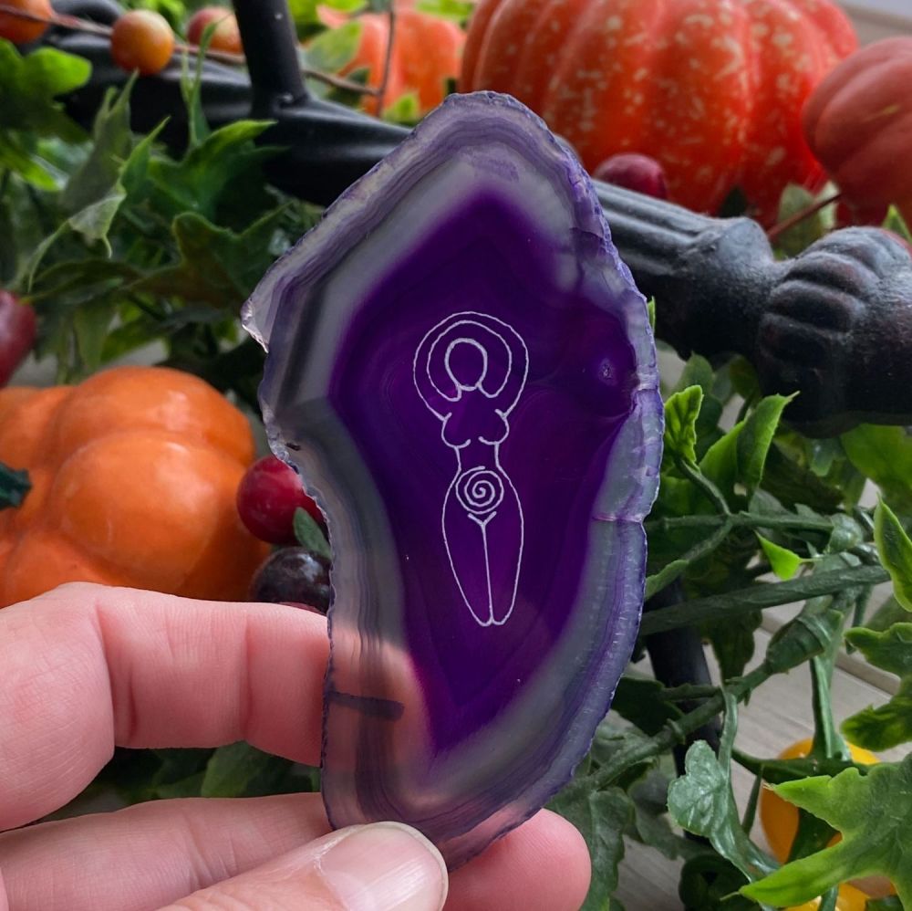 Agate Goddess Protection Amulet ~ # Purple L1