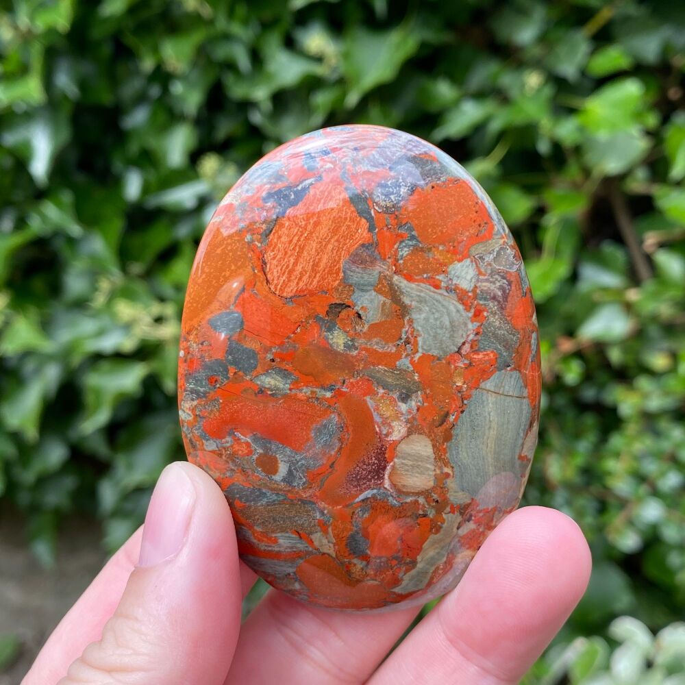 Red Jasper Palm Stone
