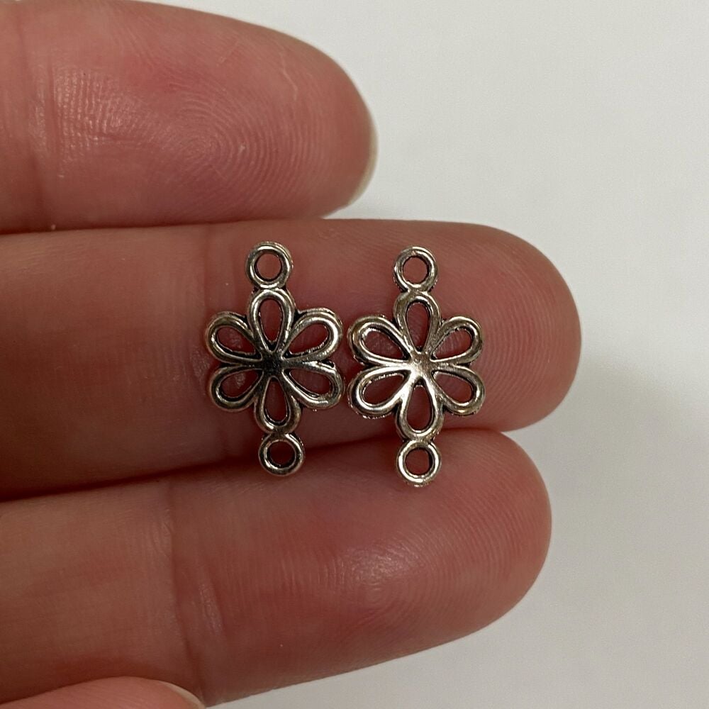 Flower Spacer Charms x 140