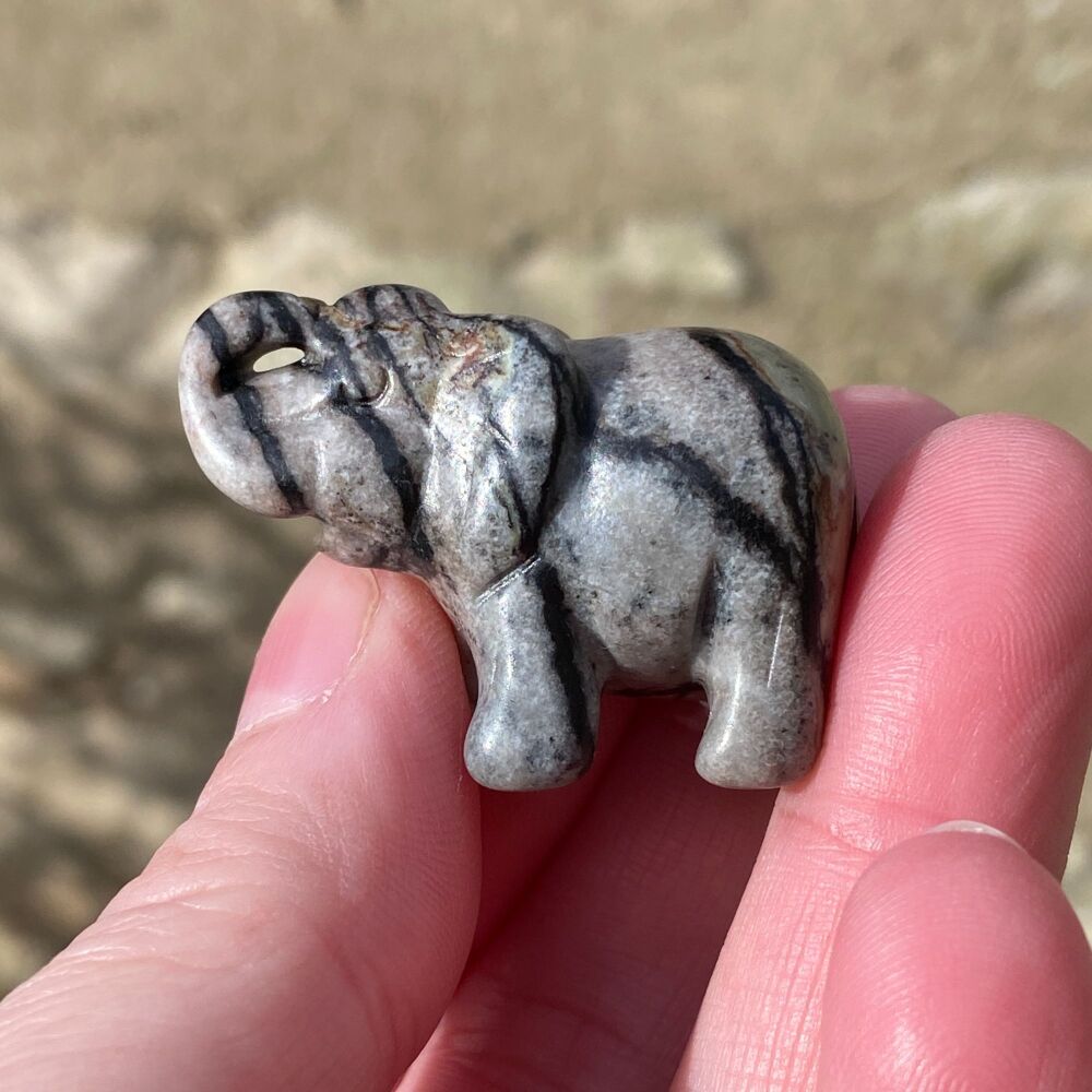 Net Jasper and Serpentine carved Elephant ~#2