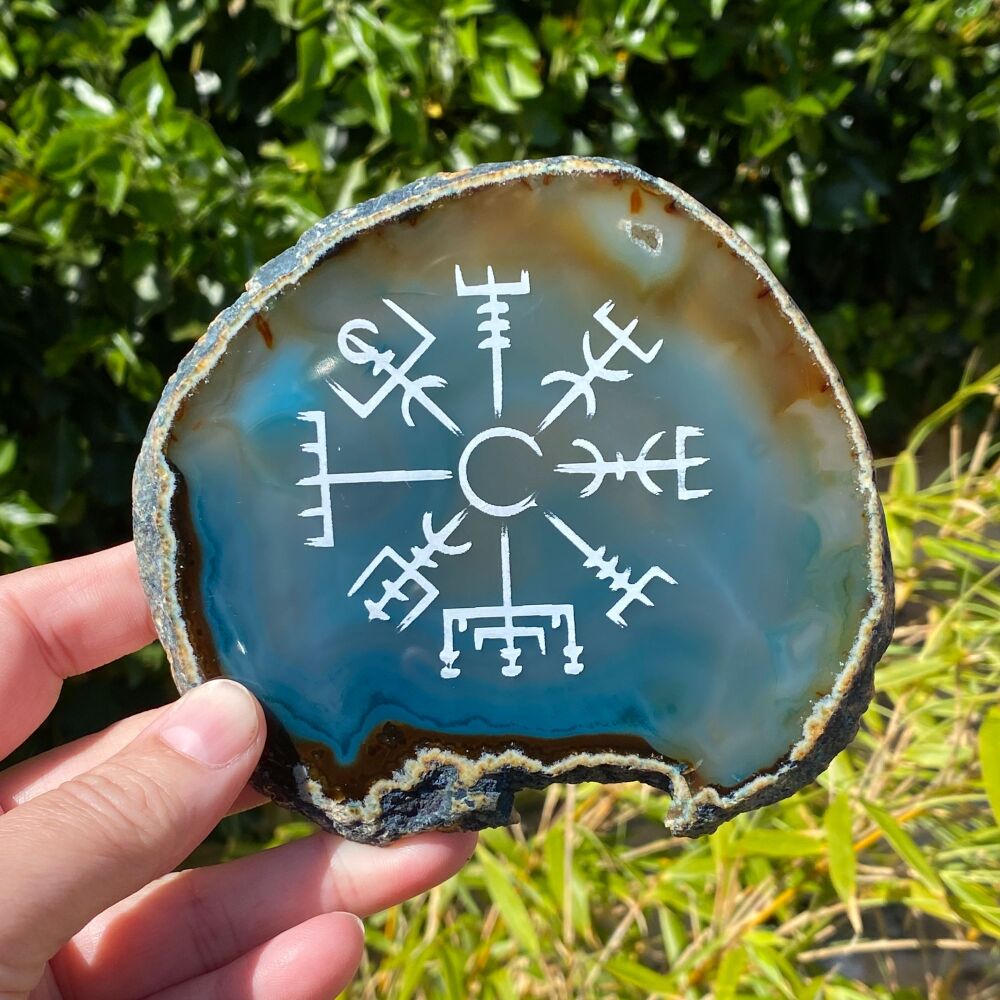 Agate Slice with Viking Compass design ~ Blue #22