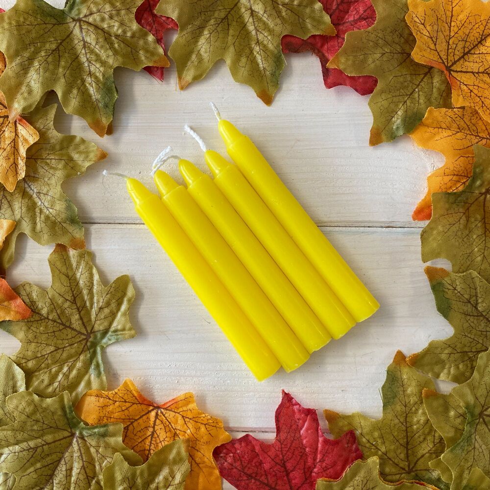 5 Yellow 10 cm Spell Candles