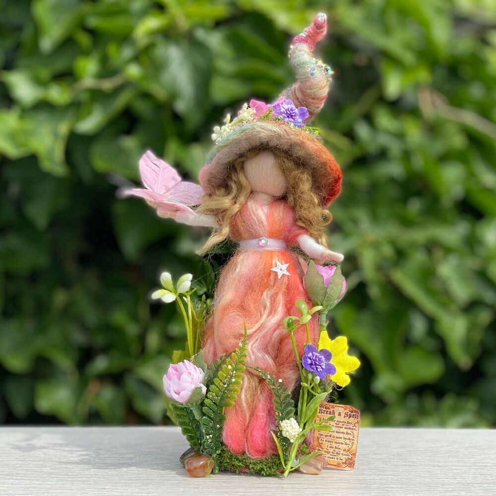 ** A New Coven of the Cauldron Collectible Witch ** ~ Kira