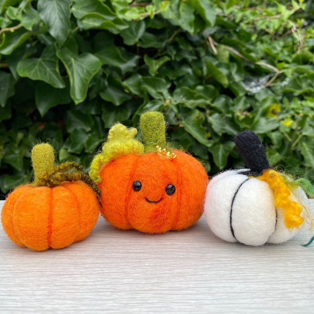13: Set of Three Needlefelt Pumpkins