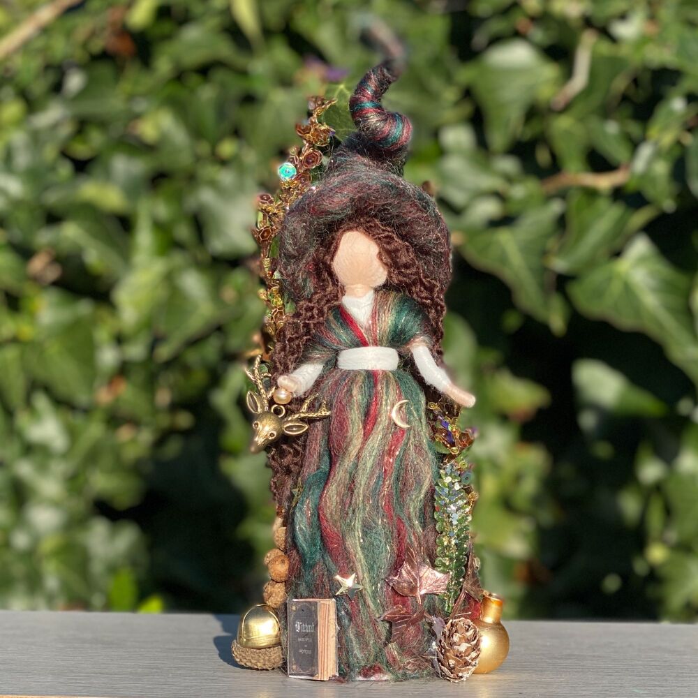 ** A New Coven of the Cauldron Collectible Witch ** ~ Fern ~ on sale 10am Friday 14th November