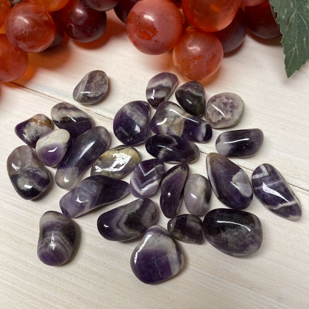 Amethyst (Chevron) ~ Pack of 5 mini stones