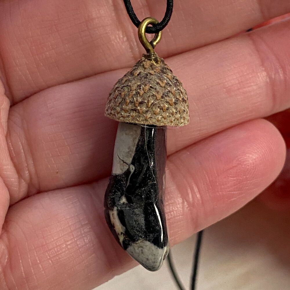 Cute Crystal Pendant set in a Acorn Cup ~ Silver Leaf Jasper