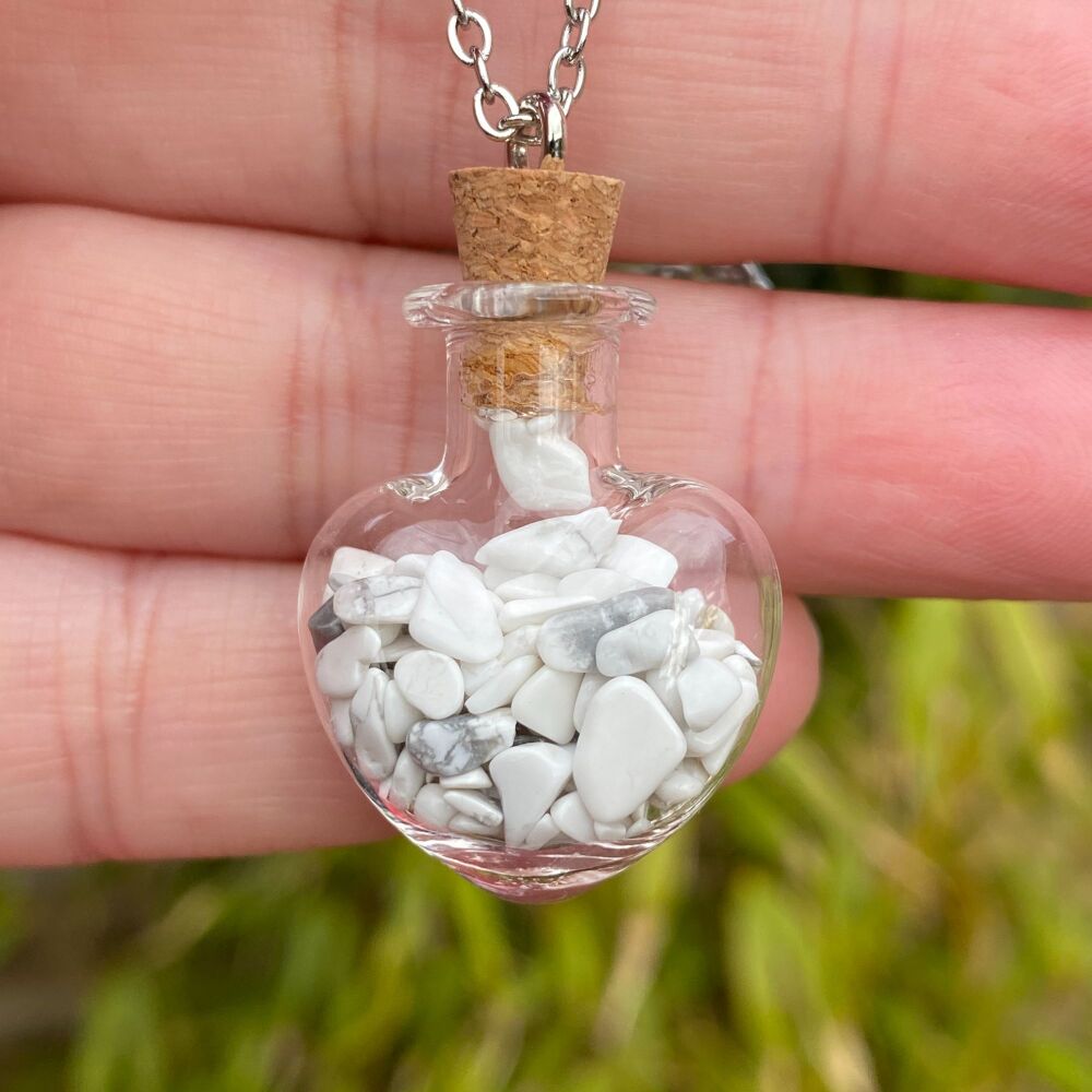 Cute Heart Bottle Pendant with Howlite Chips