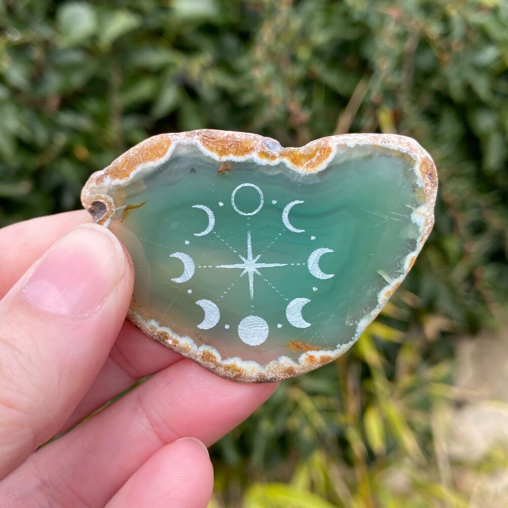 Agate Moon Phase Amulet ~ Green #03
