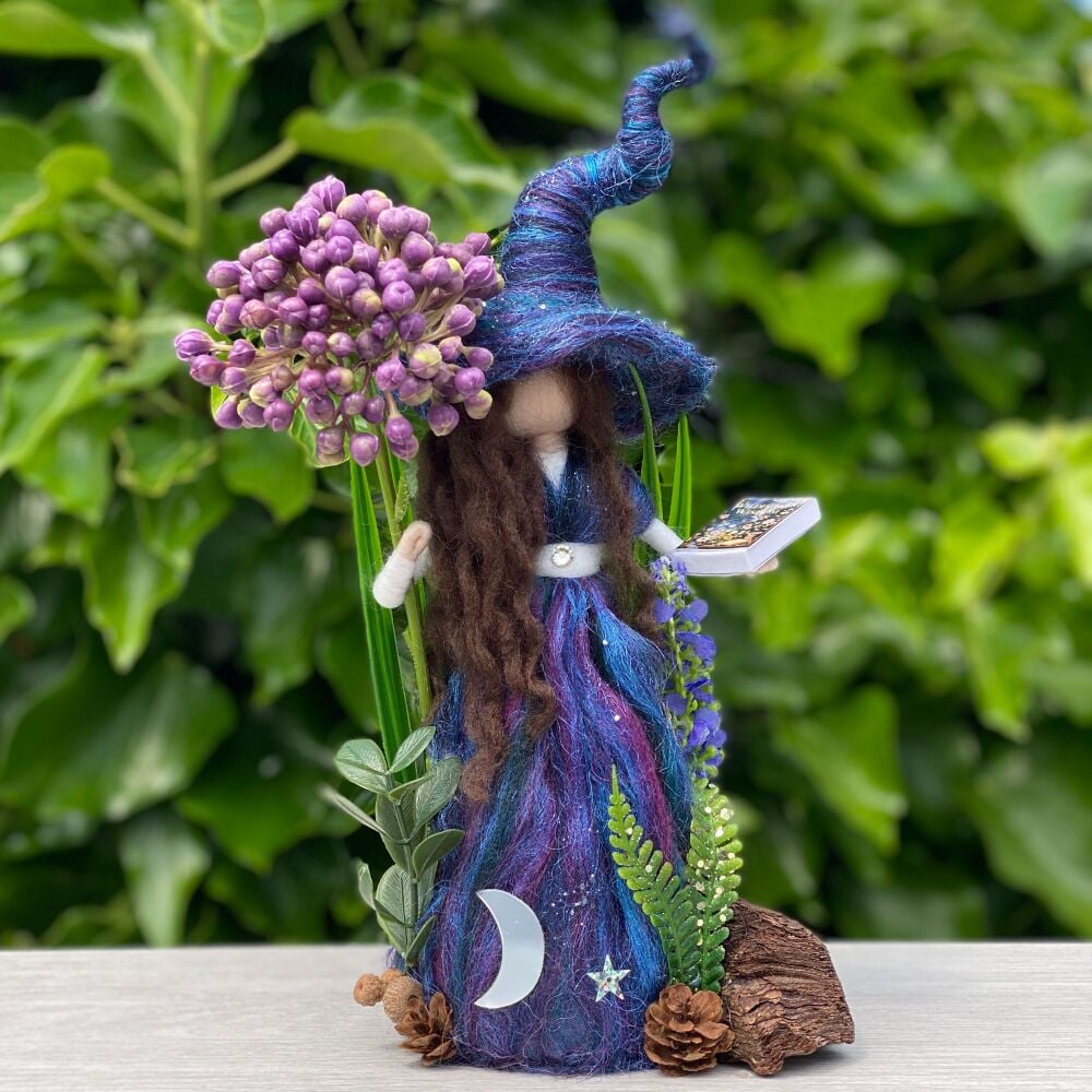 ** A New Coven of the Cauldron Collectible Witch ** ~ Sapphire