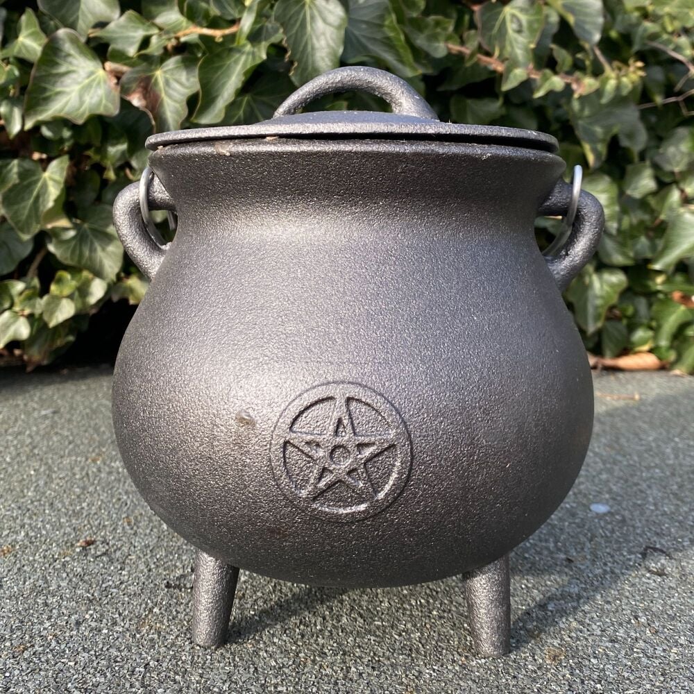 Cast Iron Huge Cauldron with Pentagram ~ 20 cm ~ Was &pound;39.99!!