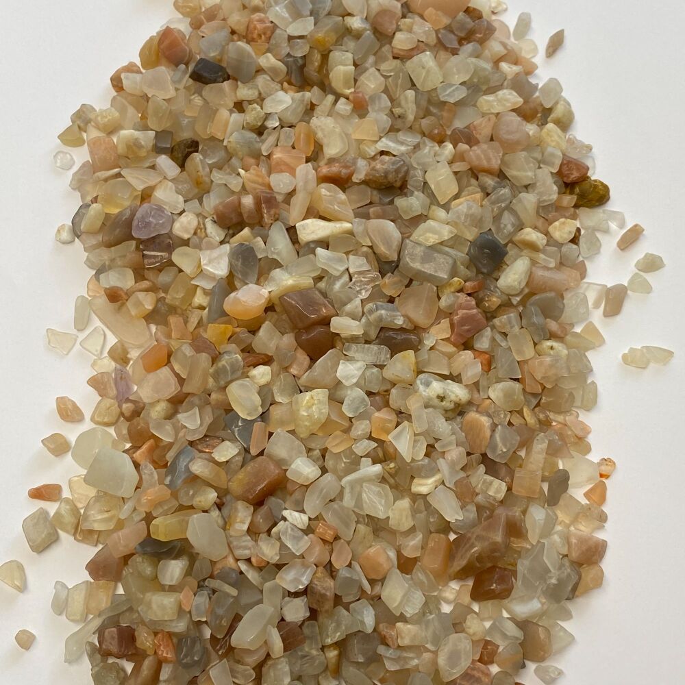 Crystal Chips 50g ~ Moonstone
