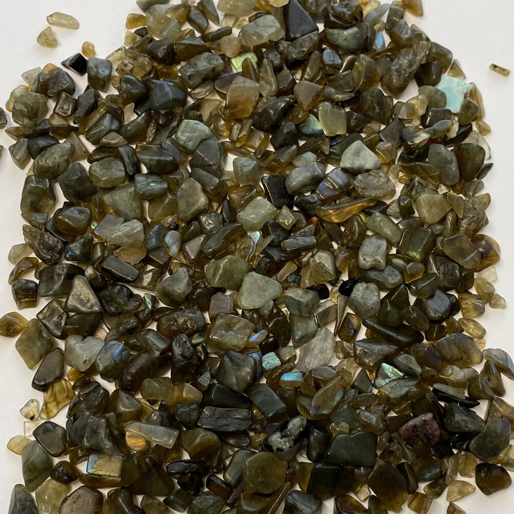 Crystal Chips 50g ~ Labradorite