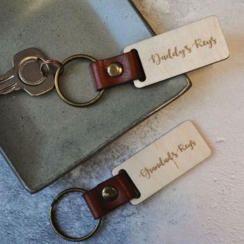 Personalised Daddy's Keys Leather and Wood Keyring