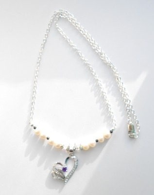 Pearly Heart Necklace