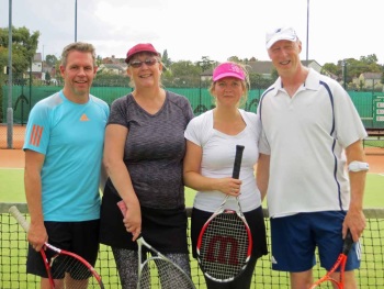 2017 Mixed Doubles IMG_6718 2017 Mixed Doubles IMG_6718