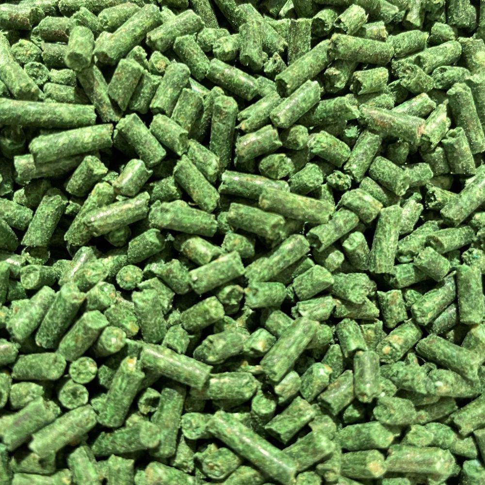 1.500kg sealed pack 3mm Green lipped sinking feeder pellets.